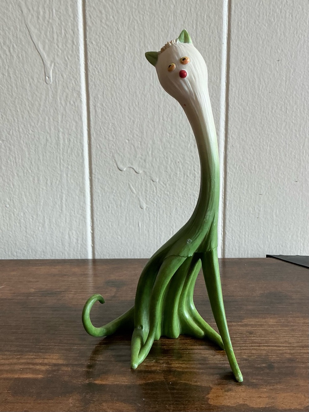 A Very Rare vintage Home Grown Enesco 2006 Scallion Cat Figurine